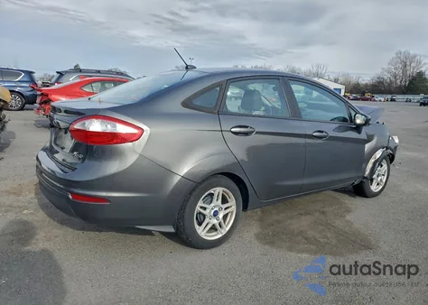 2018 Ford Fiesta Se z USA, uszkodzony, nr VIN 3FADP4BJXJM114196